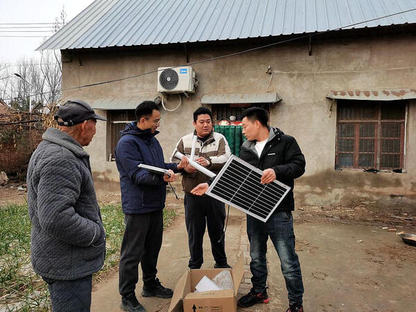 一盏路灯一份情 村落振兴步步明 (2).jpg