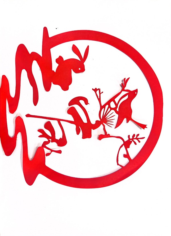 剪纸《剪一段月光，守一场中秋》+三公司+覃亚茹.jpg
